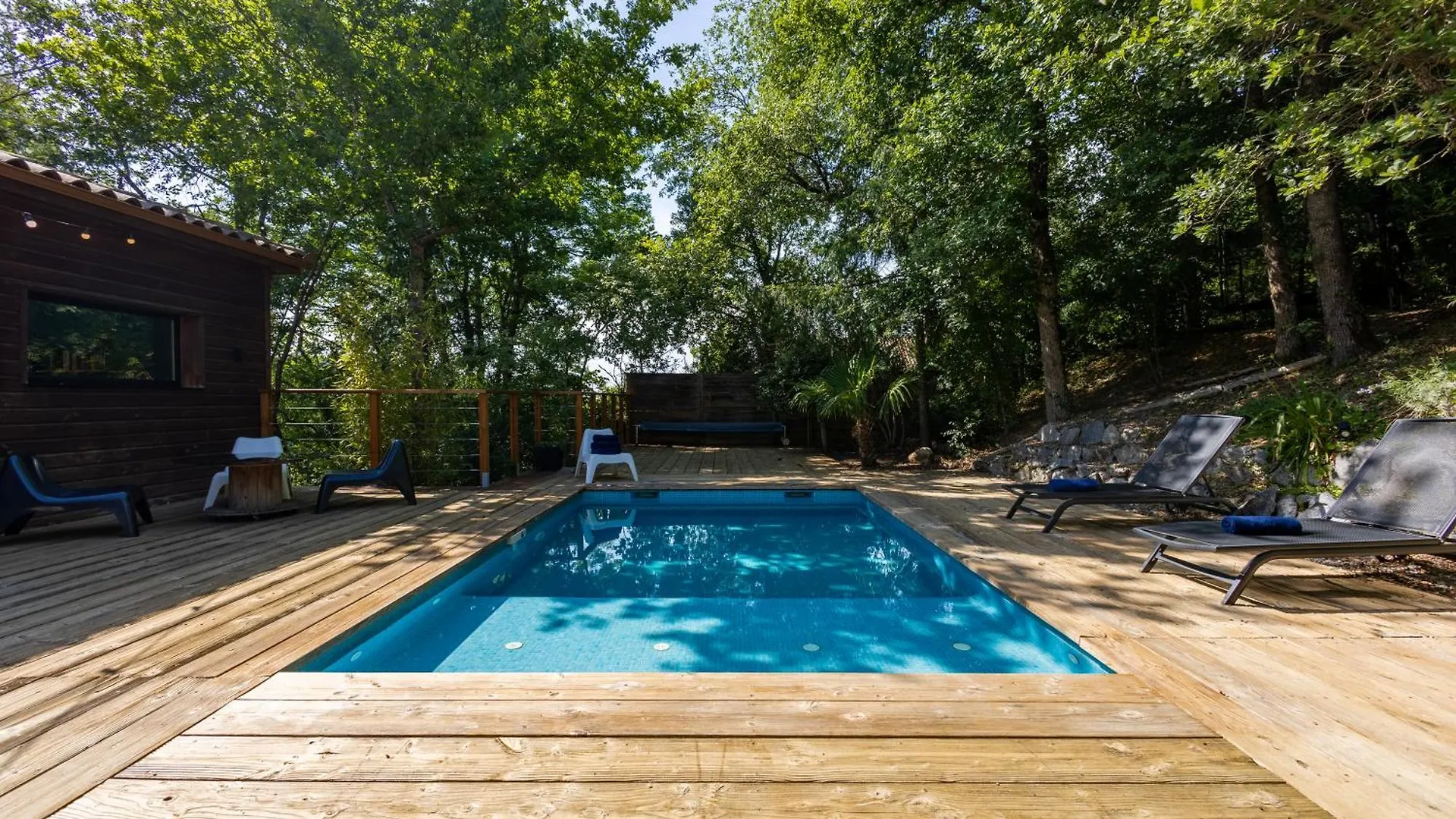 L'Eden - Maison D'Architecte, Climatisee, Piscine, Home Cinema كاسْتْرْ