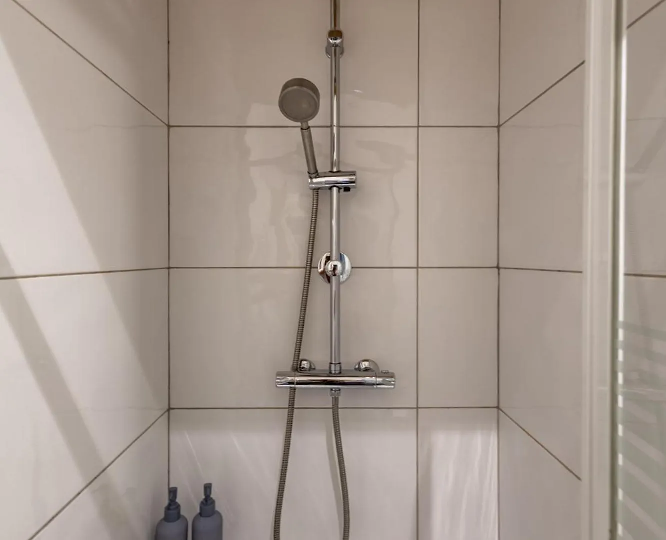L'Eden - Maison D'Architecte, Climatisee, Piscine, Home Cinema كاسْتْرْ بيت للعطل